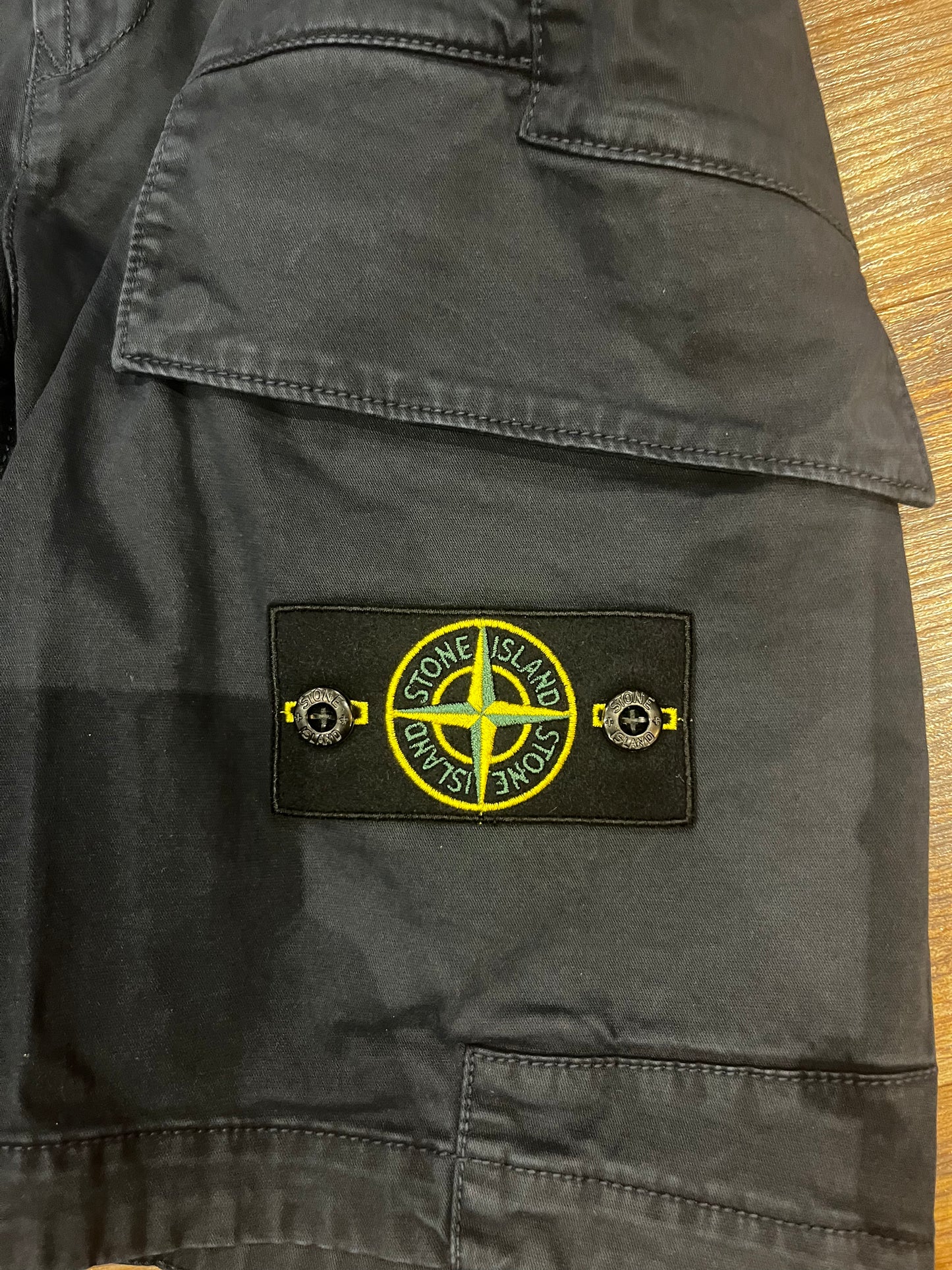 STONE ISLAND - BERMUDA SHORTS - BLUE