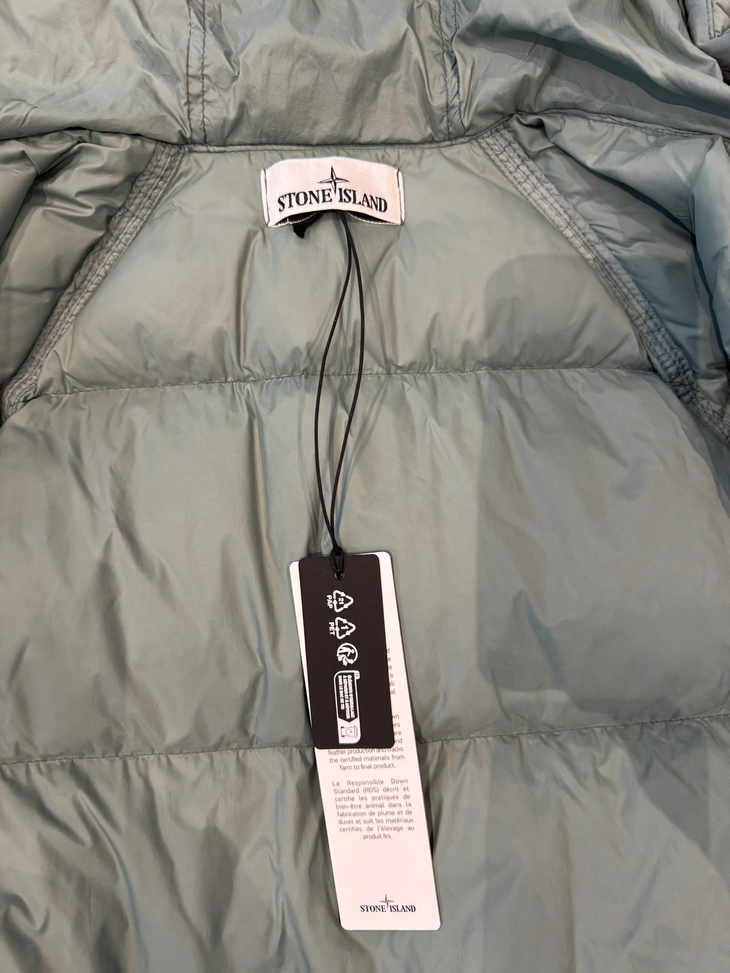 STONE ISLAND - CRINKLE REPS DOWN JACKET - SAGE