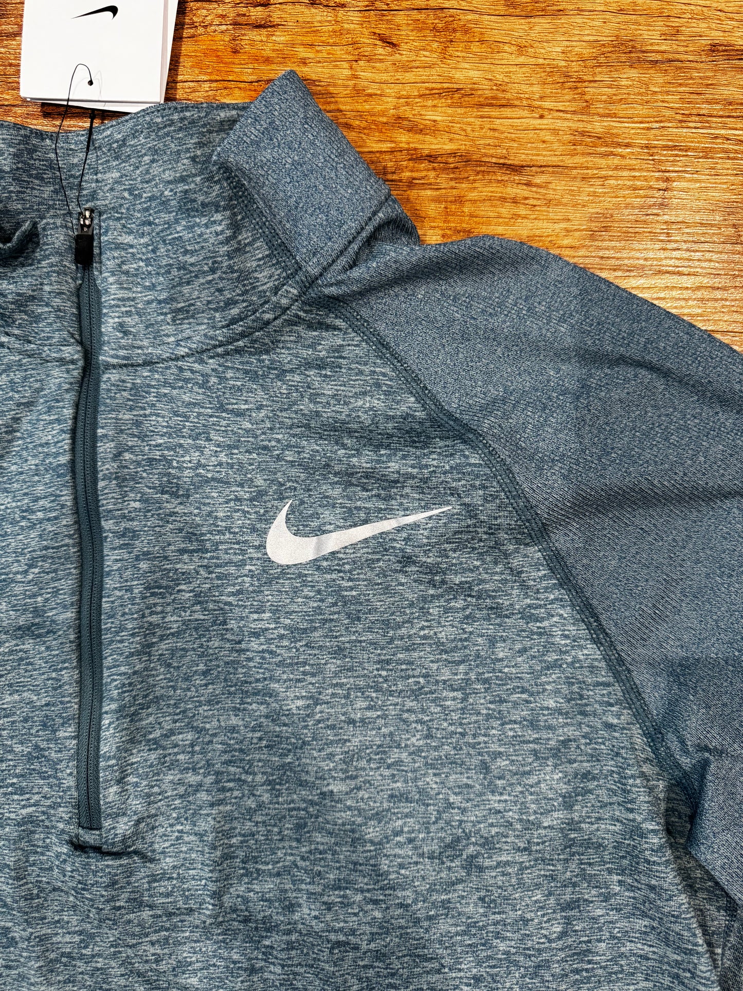 NIKE ELEMENT 1/4 ZIP TOP - Blue/Grey