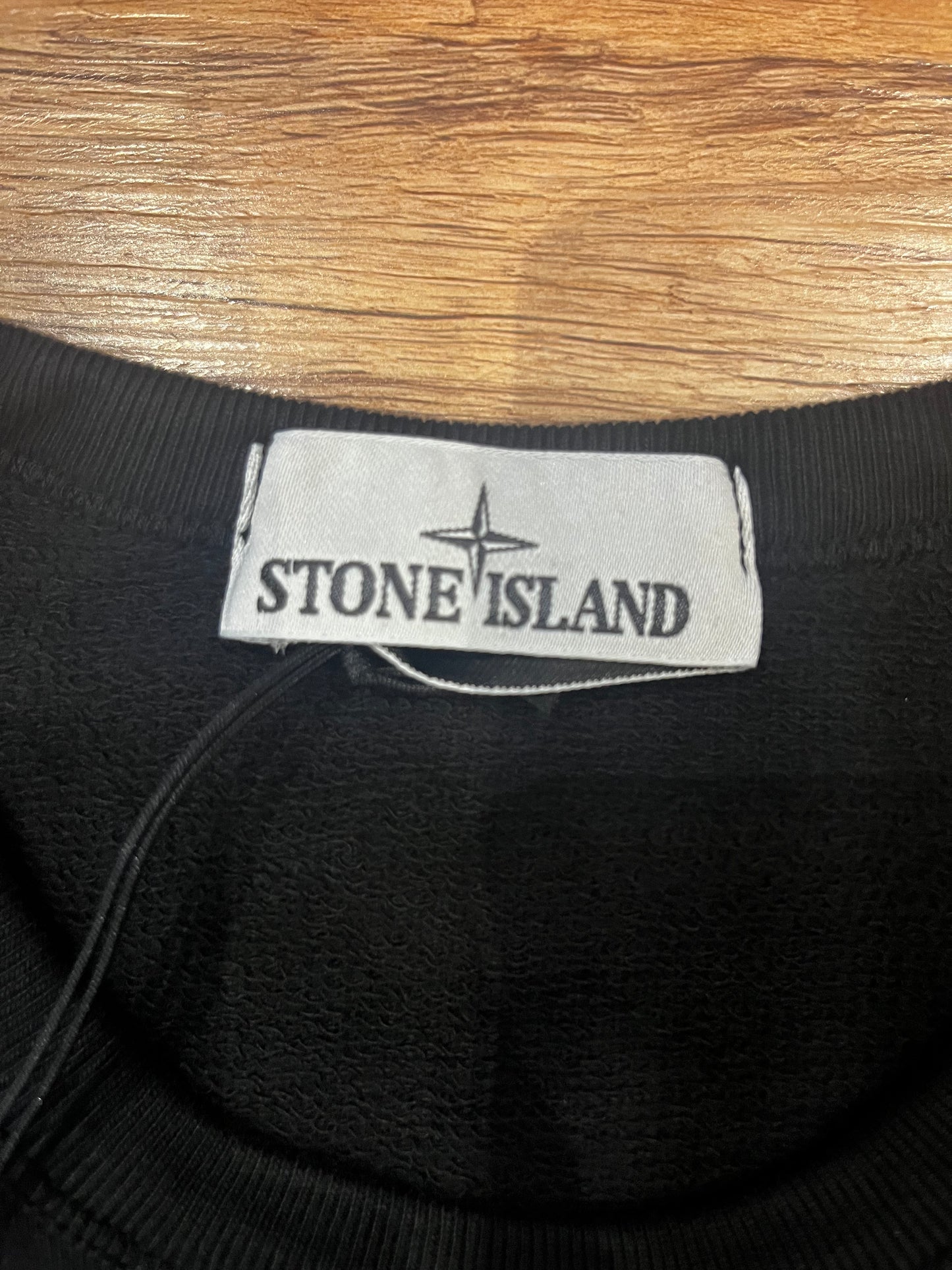 STONE ISLAND - CREWNECK SWEATSHIRT - BLACK