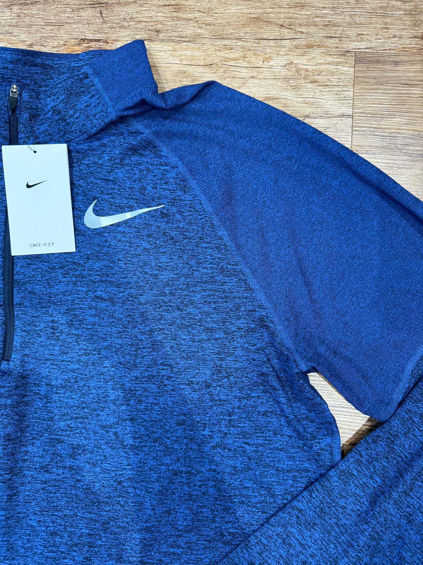 NIKE ELEMENT 1/4 ZIP TOP - ROYAL BLUE