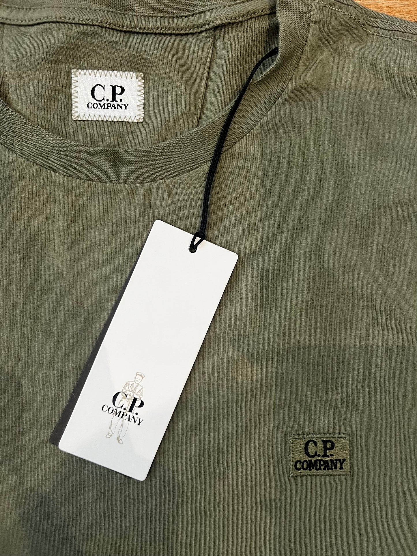 CP COMPANY T-SHIRT - KHAKI