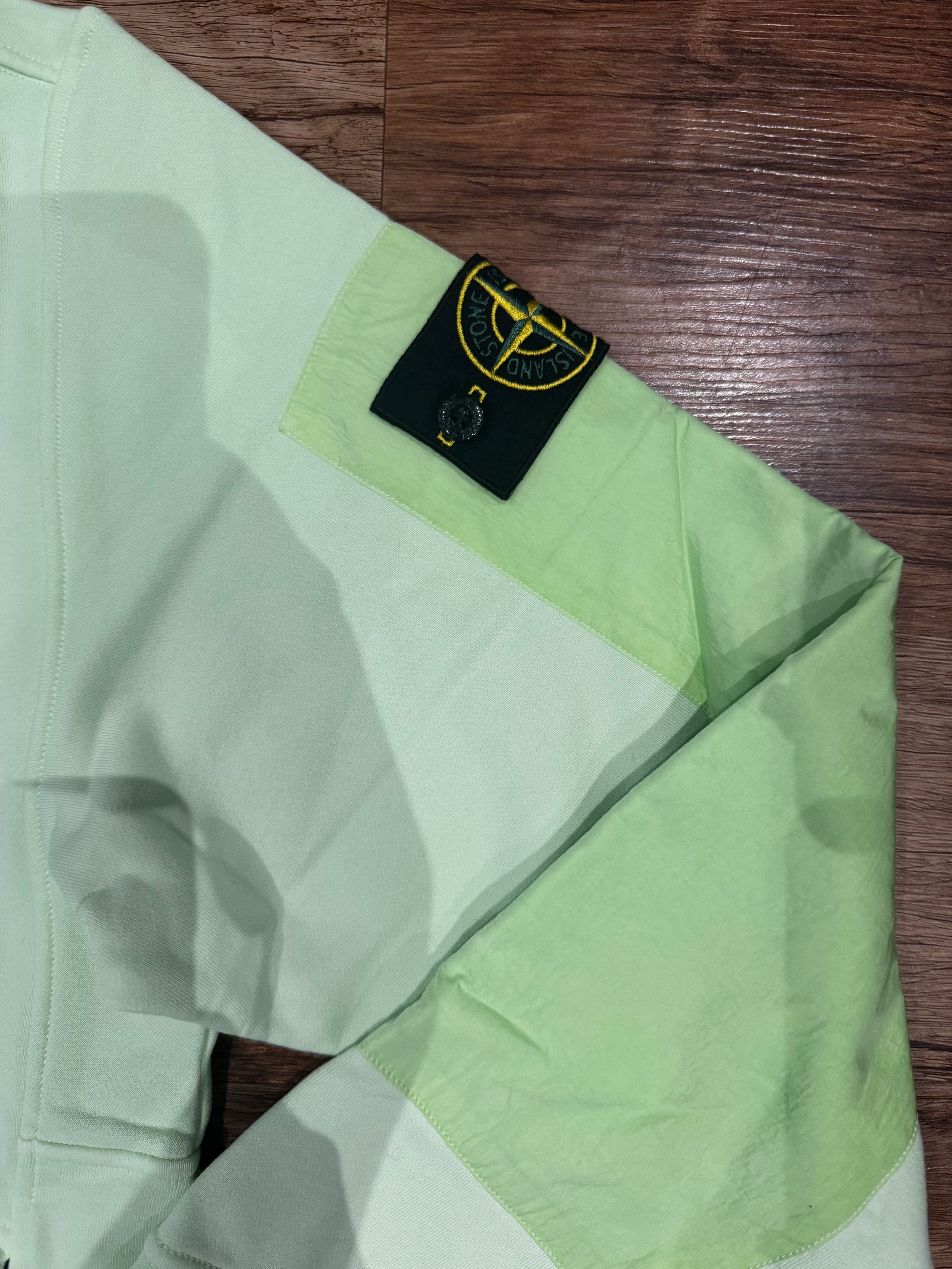 STONE ISLAND SWEATSHIRT NYLON HOOD - LIGHT GREEN